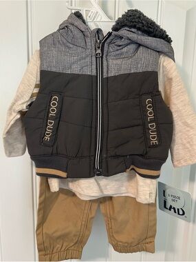 Little Lad Hooded Puffer Vest & Henley Tee Set - Black, Gray, Tan